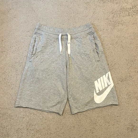 Nike Other - Nike 100% cotton logo shorts